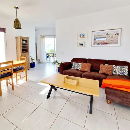 Semesterbostad Casa Tabaiba Con Jardin Y Barbacoa Tías