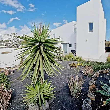 Holiday home Casa Tabaiba Con Jardin Y Barbacoa *